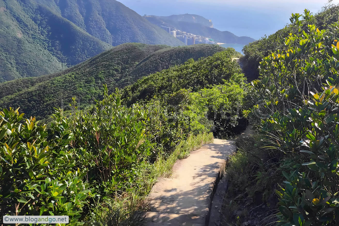 Wong Nai Chung to Stanley - Descending Violet Hill to the Base of The Twins